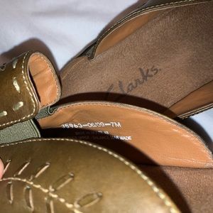 clarks shoes clogs